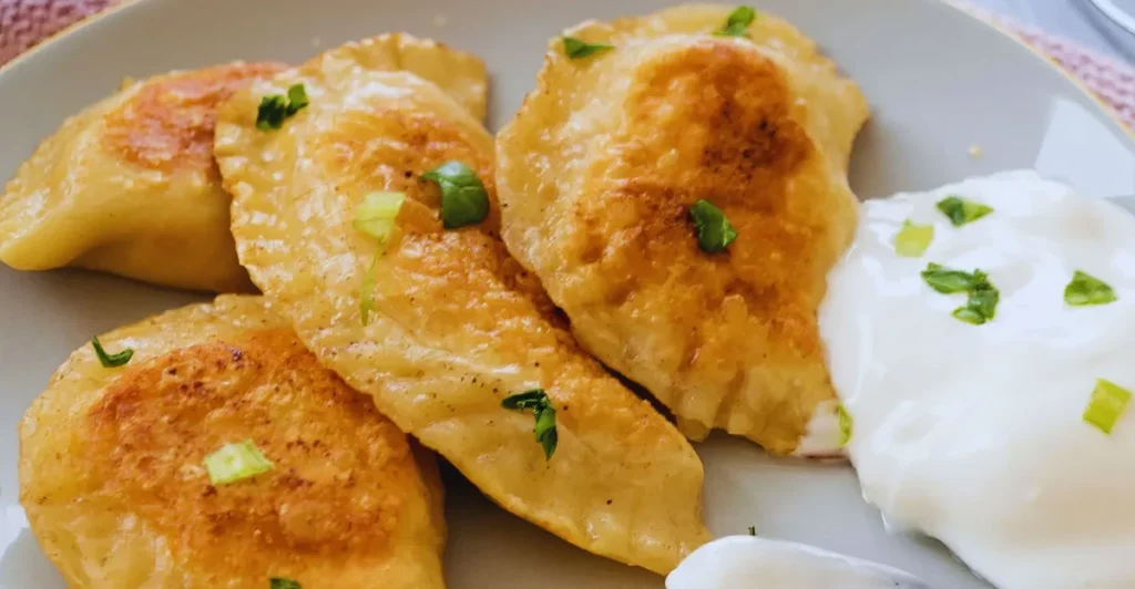 Pierogi ruskie w barze mlecznym